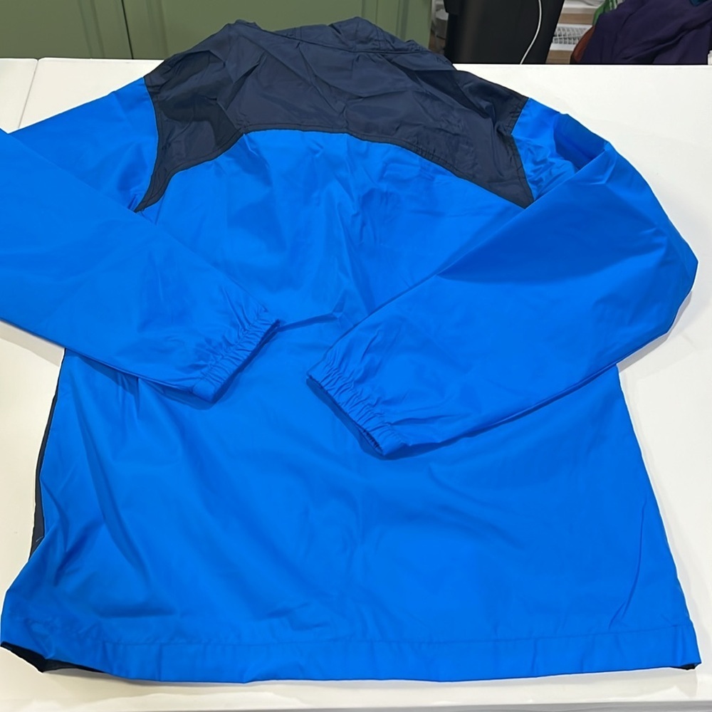 Columbia - boys 10/12 lightweight windbreaker, rain coat - Picture 2 of 5